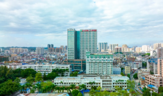 欽州市二醫(yī)院周六周日專家門診正常開診，健康管理（體檢）中心周六周日正常體檢！