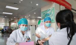 【欽二醫(yī)新聞】“識(shí)別卒中早一秒，挽救大腦恢復(fù)好”——我院開(kāi)展世界卒中日系列義診活動(dòng)