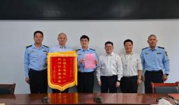 【欽二醫(yī)技術(shù)】生死時(shí)速！執(zhí)法人員在高速公路執(zhí)行公務(wù)時(shí)不幸遭遇嚴(yán)重車禍